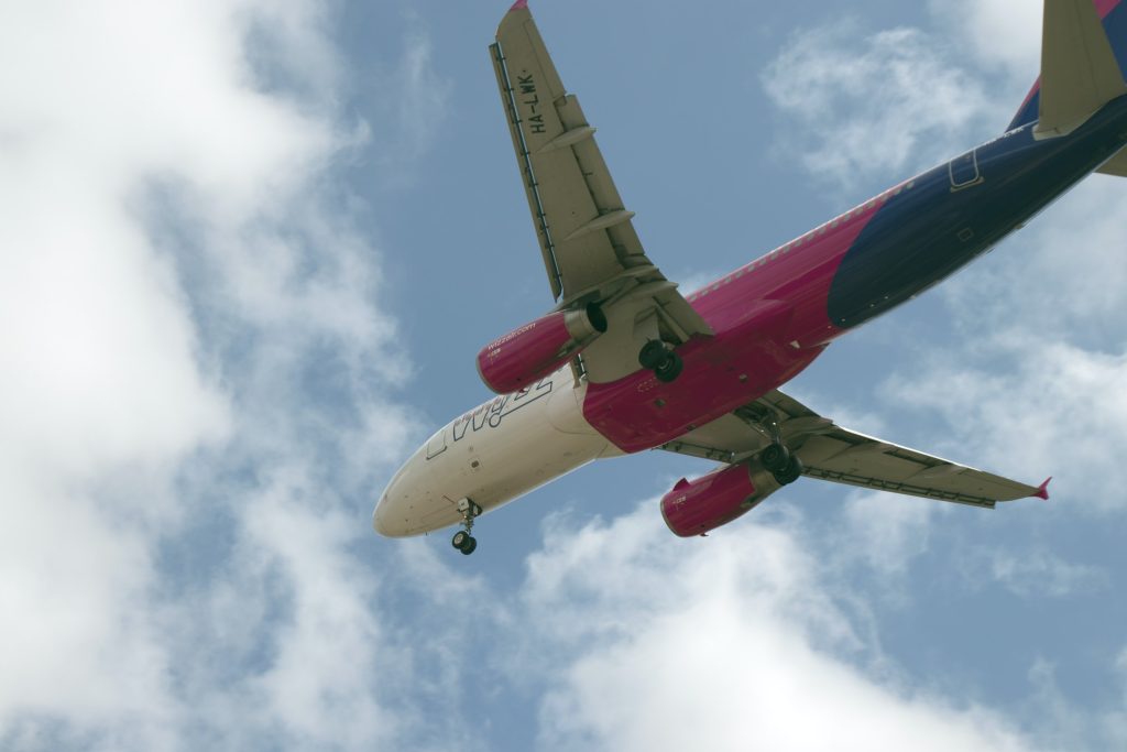 Wizz Air flight over Alicante Airport. The Alicante airport is just 70km / 50 minutes by motorway from Calpe