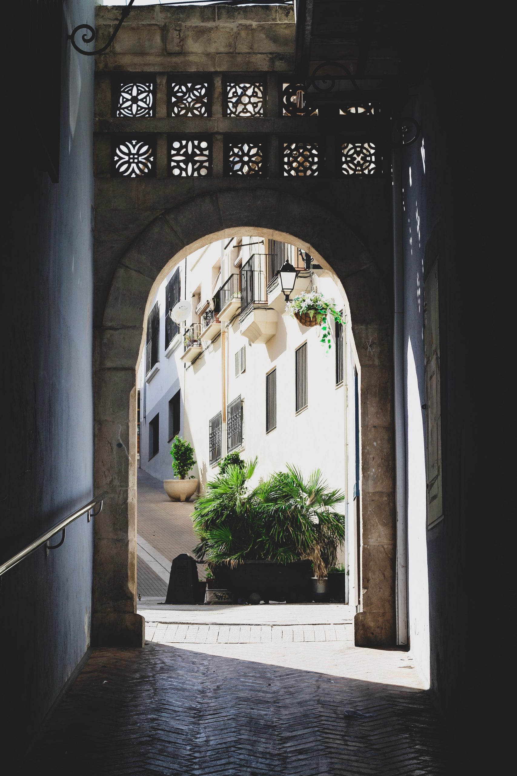 Moorish influences survive in the architecture of Calpe back alleys and passages throughout the Old Town