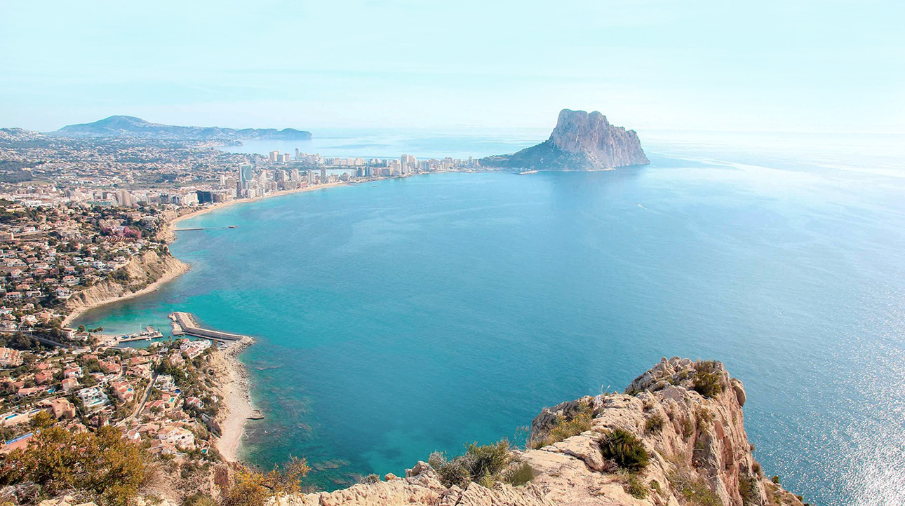 From the ridge just behind the Alta Vista villa, the iconic Calpe Rock!